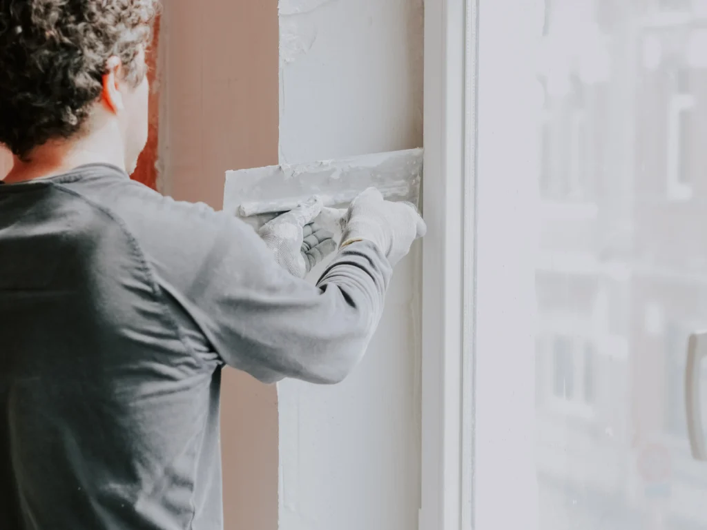 why-choose-strata-painting-bg-img